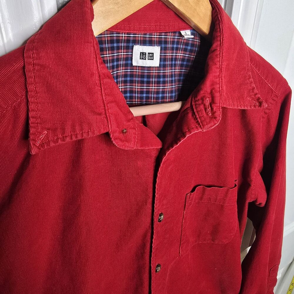 Uniqlo Corduroy Shirt Mens Large Red Button Up Long Sleeve